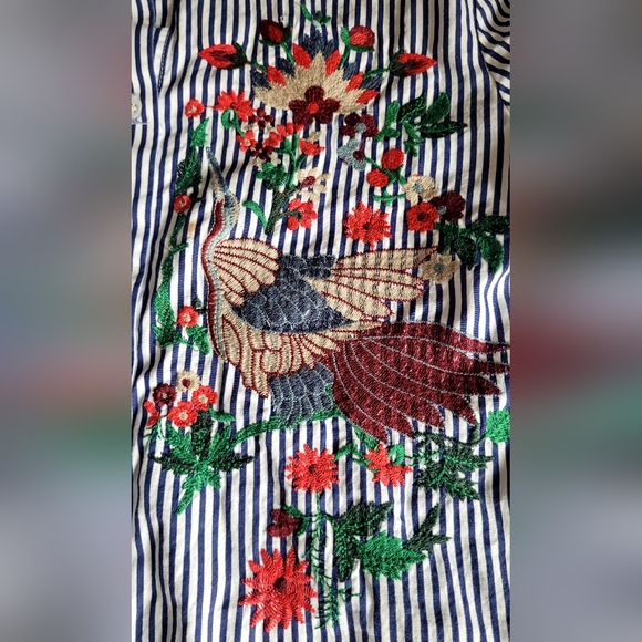ZARA Woman Embroidered Striped Shirt – Crane Bird – Statement Piece – Size M - Picture 8 of 10